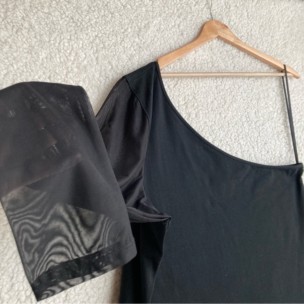 NWT Torrid Women's one shoulder sheer mesh sleeve black top, Sz 3X - Picture 7 of 14